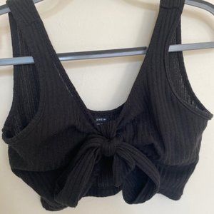 Black ribbed cropped tank